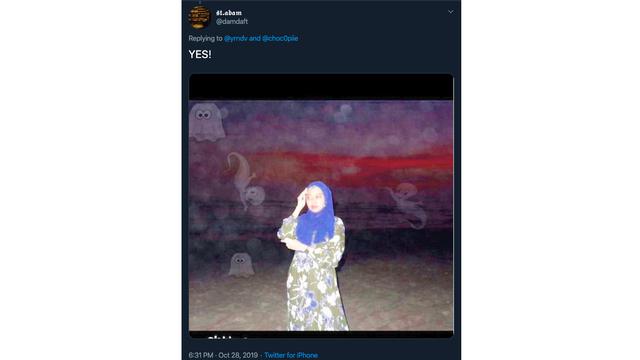 Viral Foto Horor Gadis di Parangtritis, Warganet Malah Bikin Editan Nyeleneh