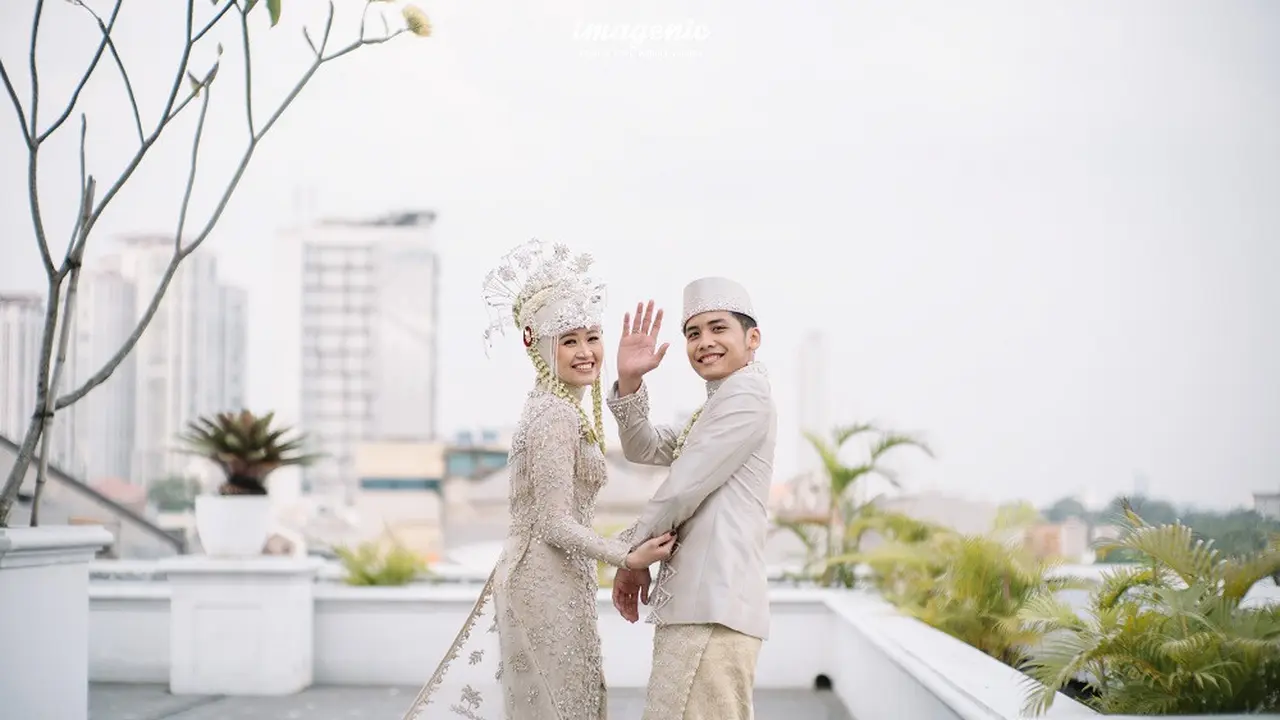 Potret pernikahan Alca dan Bintang Emon. (Foto: Imagenic)