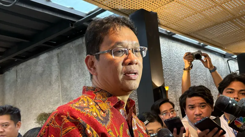 Ketua Dewan Komisioner LPS Purbaya Yudhi Sadewa, memberikan update mengenai gugatan perkara Bank Century di Supreme Court of Mauritius dalam Temu Media bersama LPS, di Jakarta, Rabu (31/7/2024). (Tira/Liputan6.com)