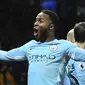 Pemain Manchester City, Raheem Sterling membuntuti Aguero pada urutan kedua top scorer, Sterling telah mengoleksi 17 gol hingga pekan ke-34 Premier League. (AFP/Oli Scarff)