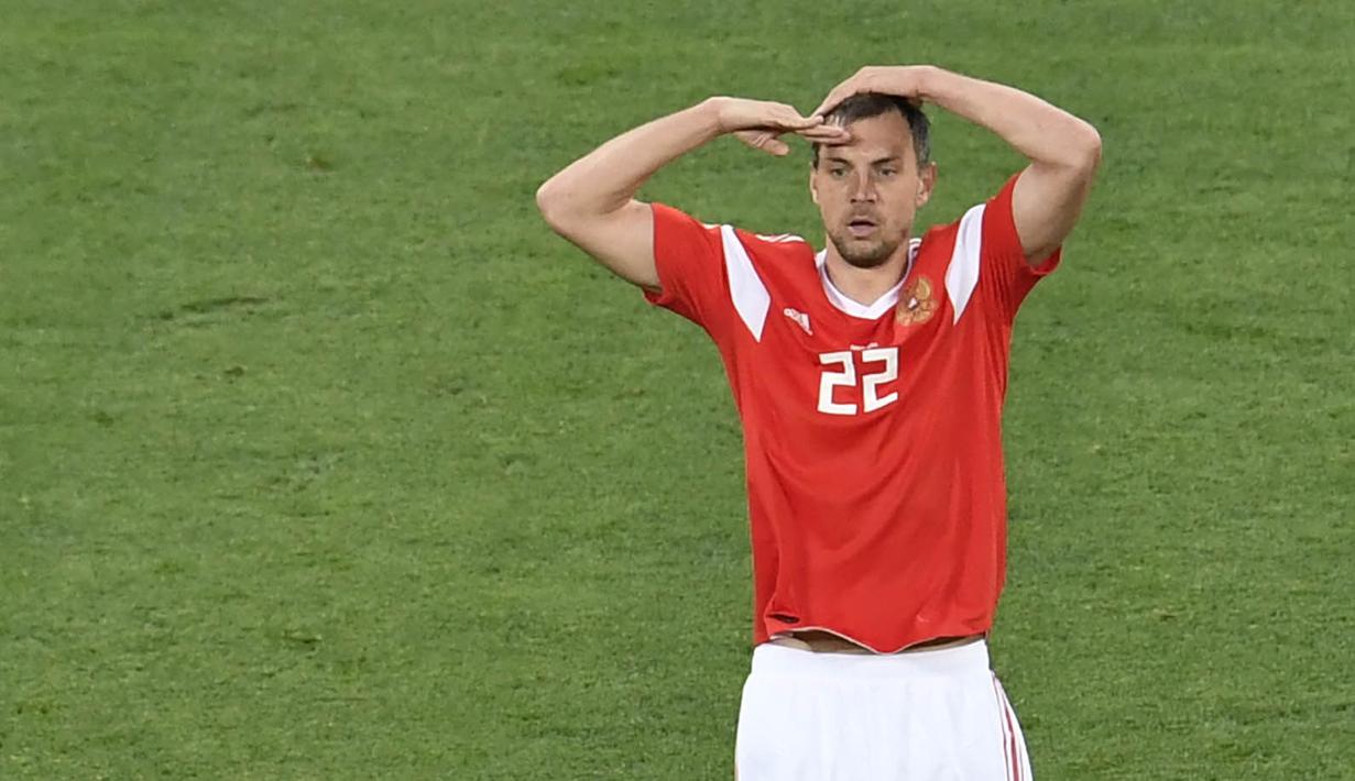 6. Artem Dzyuba (Rusia) - 2 Gol. (AFP/Christophe Simon)