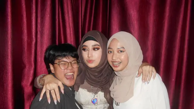 Potret perayaan ulang tahun Tengku Syaira Anataya (Sumber: Instagram/@osnapitzcha)