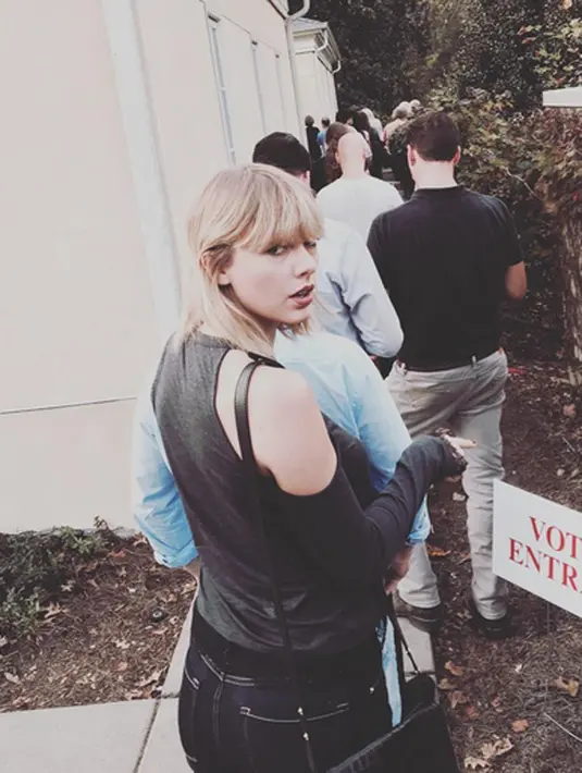 Perkenalan Taylor Swift dan Joe Alwyn ternyata tidak lepas dari peran sahabat mereka seperti Gigi Hadid dan Ema Stone.  (Instagram/taylorswift)