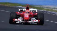 Mobil Ferrari pada F1 2004, F2004, disebut-sebut sebagai salah satu jet darat terbaik sepanjang masa. (F1 Fanatic)