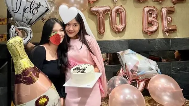 Anniversary Pernikahan dan Ulang Tahun k-28 Erina Gudono. [@erinagudono].