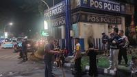 Pos Polisi dilempari Bom Molotov di Makassar (Liputan6.com/Istimewa)