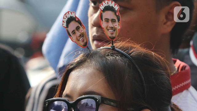 Euforia Suporter Wanita Saksikan Langsung Laga Timnas Indonesia