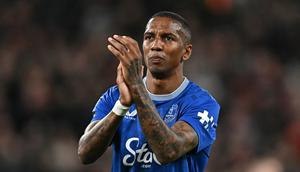 Pemain Ipswich Town, Ashley Young. (AFP/Paul Ellis)