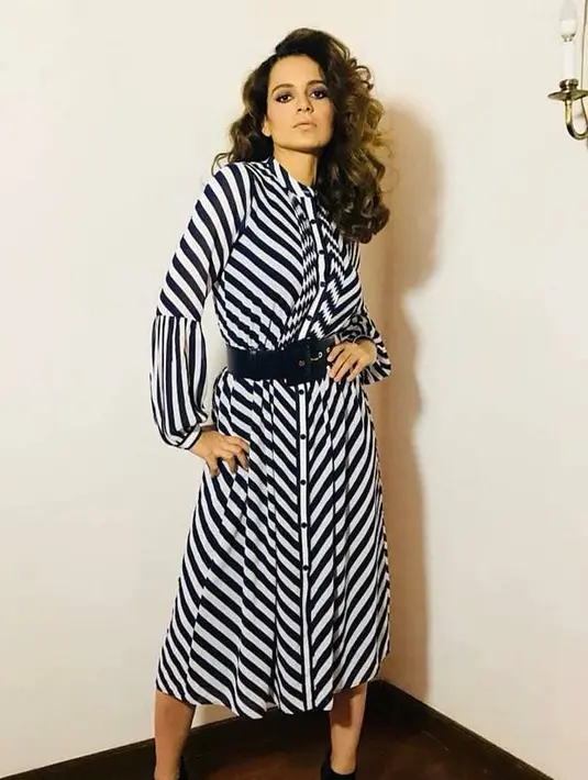 Kangana Ranaut merupakan salah satu artis papan atas Bollywood. Kabarnya ia mendapatkan penghasilan sebesaar Rp 23 miliar. (Foto: instagram.com/team_kangana_ranaut)