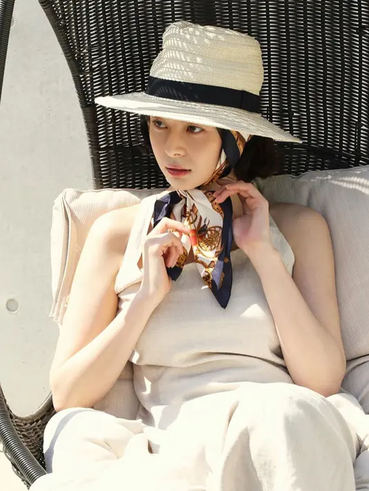 Namun dari pihak agensi membantah kabar hubungan kencan Lee Jongsuk dan Kwon Nara setelah beberapa jam kabar tersebut beredar. (Liputan6.com/IG/hv_nara)