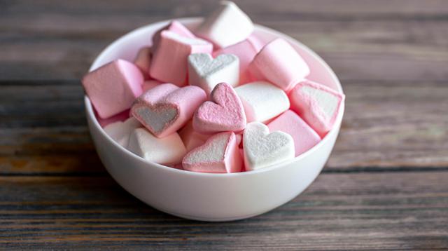 How to make homemade marshmallow. (Photo: pvproductions/Freepik)