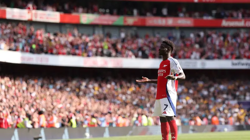 Selebrasi Bukayo Saka saat Arsenal melawan Wolverhampton di Liga Inggris 2024/2025