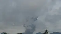 Gunung Dukono Erupsi Lagi Senin 7 April 2025, Semburkan Abu Vulkanik 2.300 Meter