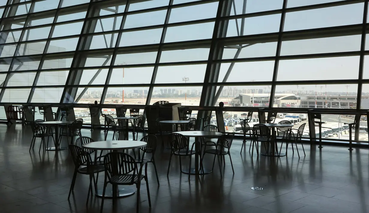 Bandara Ben Gurion di Tel Aviv akan ditutup sementara hingga pemerintah Israel menurunkan status darurat. (GIL COHEN-MAGEN/AFP)