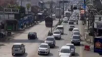 Lalu lintas Jalur Pantura Kota Tegal padat, hingga dampak erupsi Gunung Bromo semakin meluas di Lumajang.