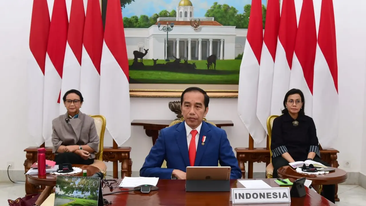 Presiden Jokowi saat menghadiri KTT Luar Biasa G20 secara virtual di Istana Bogor, Jawa Barat. (Biro Pers Sekretariat Presiden)