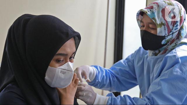 Vaksinasi COVID-19 untuk Para Guru