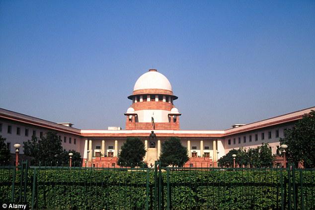 Gedung Mahkamah Agung di Delhi, India | Photo: Copyright dailymail.co.uk