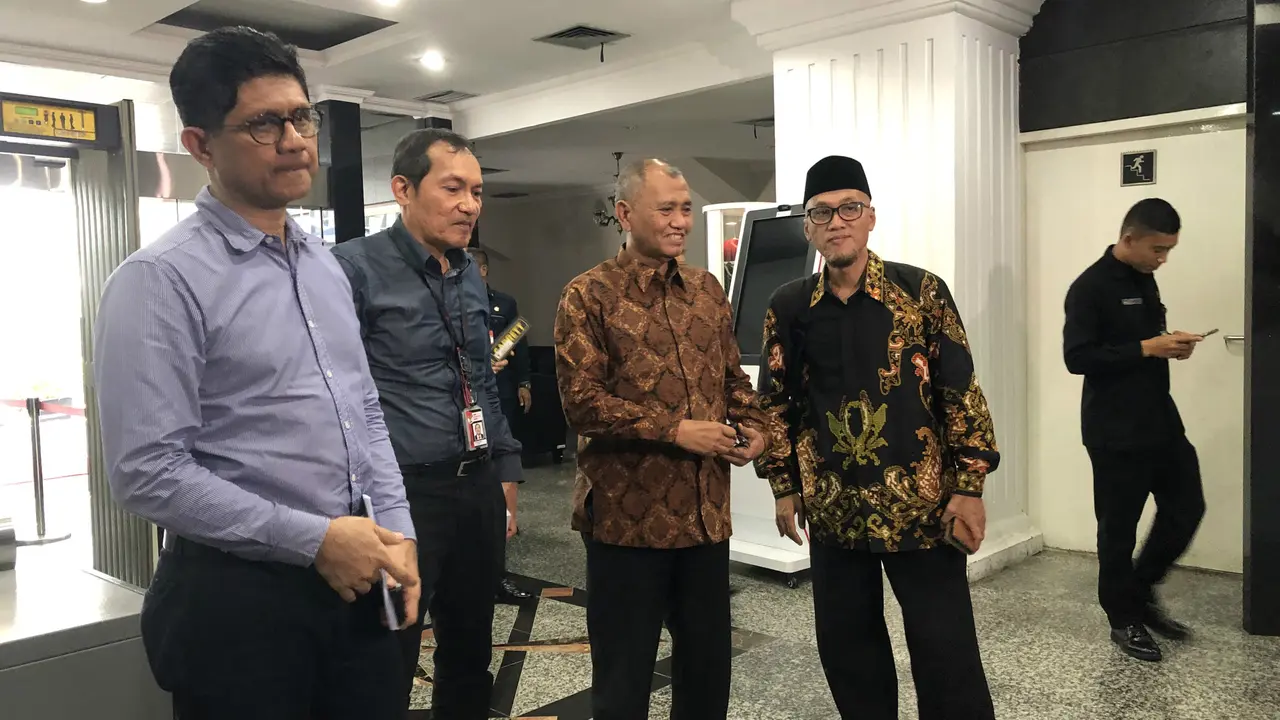 Pimpinan KPK, Agus Rahardjo, Laode M Syarif, dan Saut Situmorang menyambangi MK untuk mengajukan uji materi UU KPK, Rabu (20/11/2019)