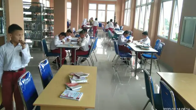 Aktivitas di Perpustakaan Sungai penuh