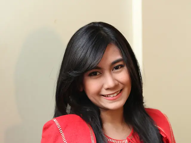 Utusan Cinta Buat Adam Episod 1 Kepala Bergetar
