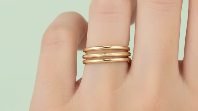 Model Cincin Emas Tipis yang Tidak Terlihat Murahan. AI