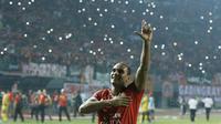Striker Persija, Bruno Lopes, melakukan selebrasi usai mencetak gol ke gawang Bhayangkara FC pada lanjutan Liga 1 di Stadion Patriot, Bekasi, Sabtu (29/7/2017). Bruno Lopes mencetak gol untuk kemenangan Persija. (Bola.com/M Iqbal Ichsan)