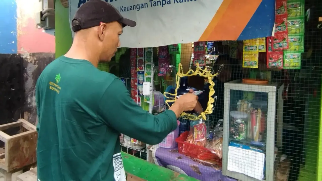 AgenBRILink Jadi Jembatan Inklusi Keuangan Masyarakat Labuhan Batu di Tengah Kebun Sawit