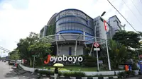 Revitalisasi Terminal intermoda dan Gedung Parkir Joyoboyo di Surabaya, Jawa Timur. (Foto: Liputan6.com/Dian Kurniawan)