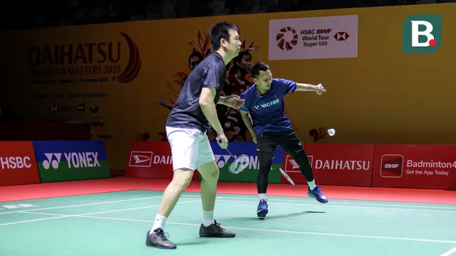 Foto: Latihan Resmi Terakhir Pasangan Mohammad Ahsan dan Hendra Setiawan sebelum Pensiun di Indonesia Masters 2025