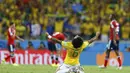 Selebrasi pemain belakang Timnas Brasil, Marcelo, usai menekuk Kolombia 2-1 di laga perempat final Piala Dunia 2014 di Stadion Castelao, Fortaleza, (5/7/2014). (REUTERS/Marcelo Del Pozo)