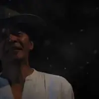 Kalau kamu bisa menahan sakit hati, maka sudah dapat dipastikan kamu bisa menikmati ‘tajamnya’ kicauan Sujiwo Tejo ini.