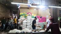 Program Stabilisasi Pasokan dan Harga Pangan (SPHP) yang dijalankan Perum BULOG memberikan dampak nyata. Foto: Humas Perum Bulog