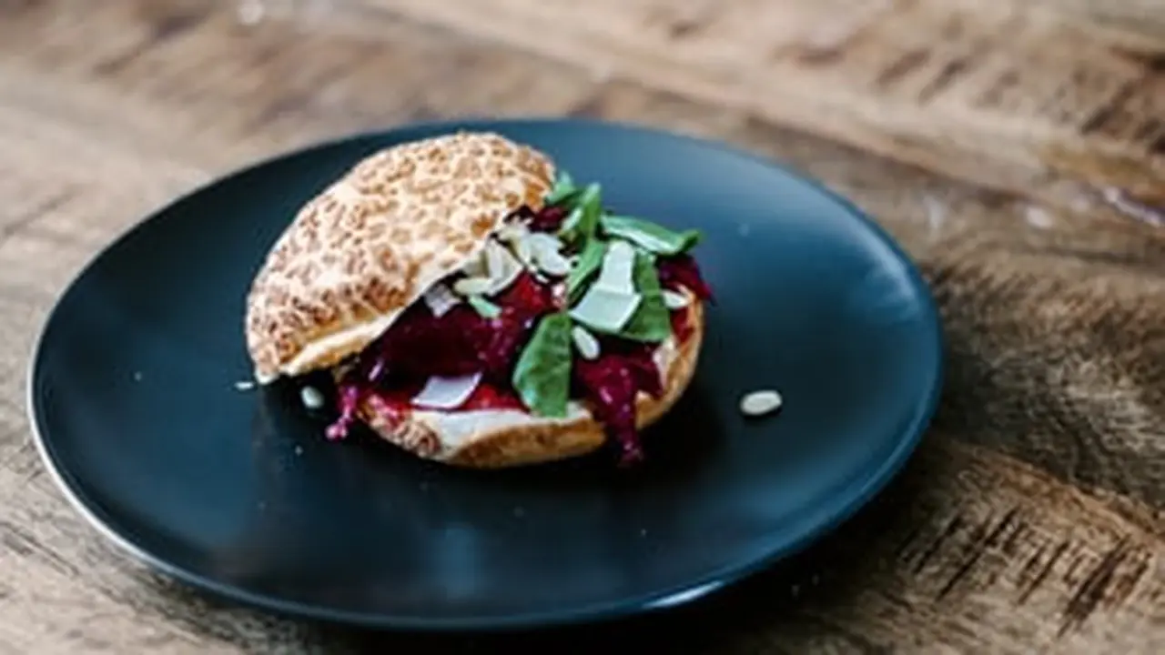 Terbuat dari Sayuran, Apakah Burger Vegetarian Benar Sepenuhnya Sehat?