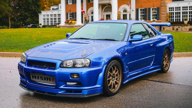 Nissan Skyline GT-R (R34)