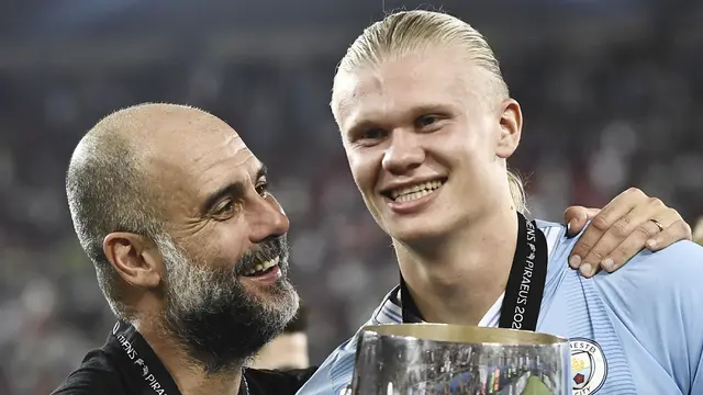 Foto: Momen Pep Guardiola Cium Erling Haaland, Anak Kesayangan dan Kebanggan