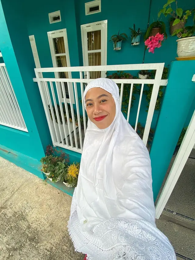 6 Potret Atlet Voli Megawati Saat di Luar Lapangan Ini Bikin Pangling