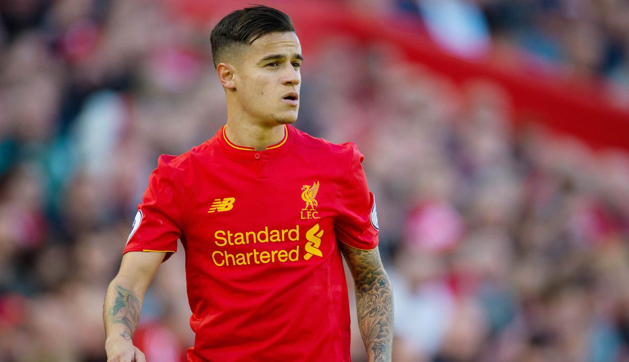 4. Philippe Coutinho (Liverpool) - Inilah saat yang tepat bagi Barcelona mendatangkan pemain asal Brasil itu. Ernesto Valverde adalah penggemar berat pemain bernomor punggung 10 ini dan sangat ingin mendatangkannya. (EPA/Peter Powell)