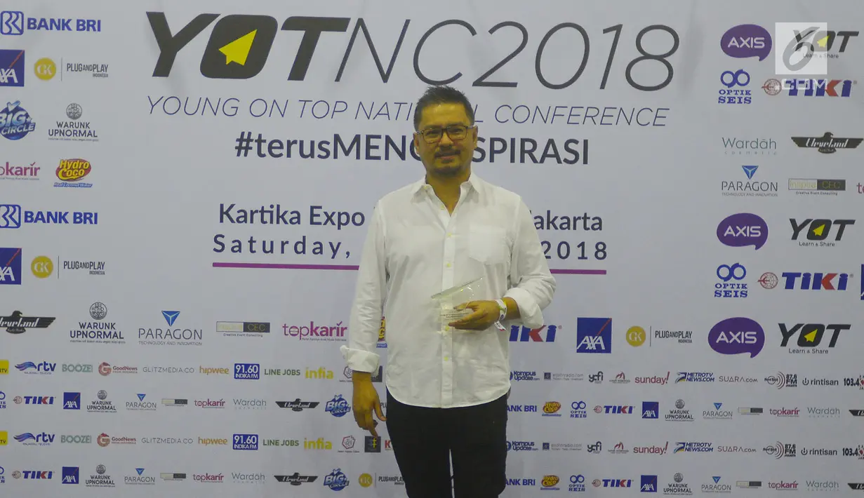 CEO KapanLagi Youniverse (KLY), Steve Christian berpose saat menghadiri Youth On Top National Conference  (YOTNC) 2018 di Balai Kartini, Jakarta, Sabtu (25/8). (Merdeka.com/Imam Buhori)