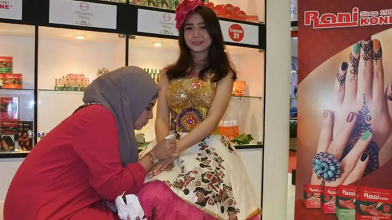 Henna dalam berbagai pilihan warna./Copyright Vemale/Anisha