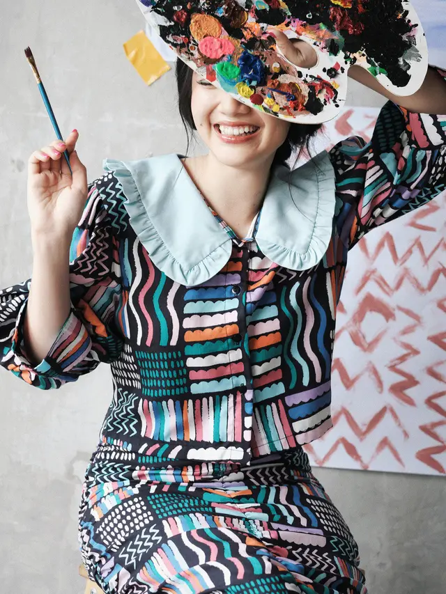 Melihat Koleksi Outfit Febby Rastanty yang Terbuat Serat Ramah Lingkungan