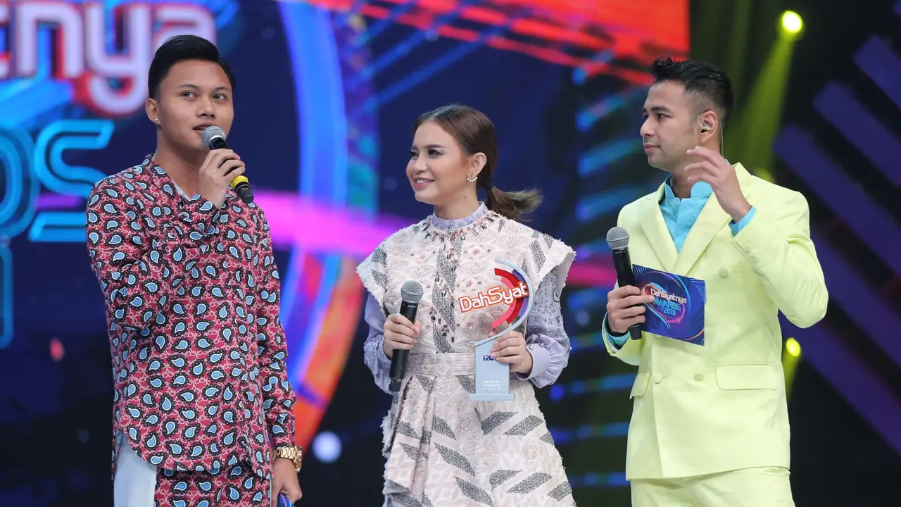 [Fimela] Rizky Febian - Rossa - Raffi Ahmad