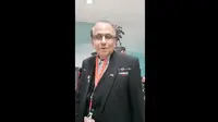 Petugas bandara Belanda lancar berbicara menggunakan Bahasa Jawa. (Anggi Izni/Youtube)