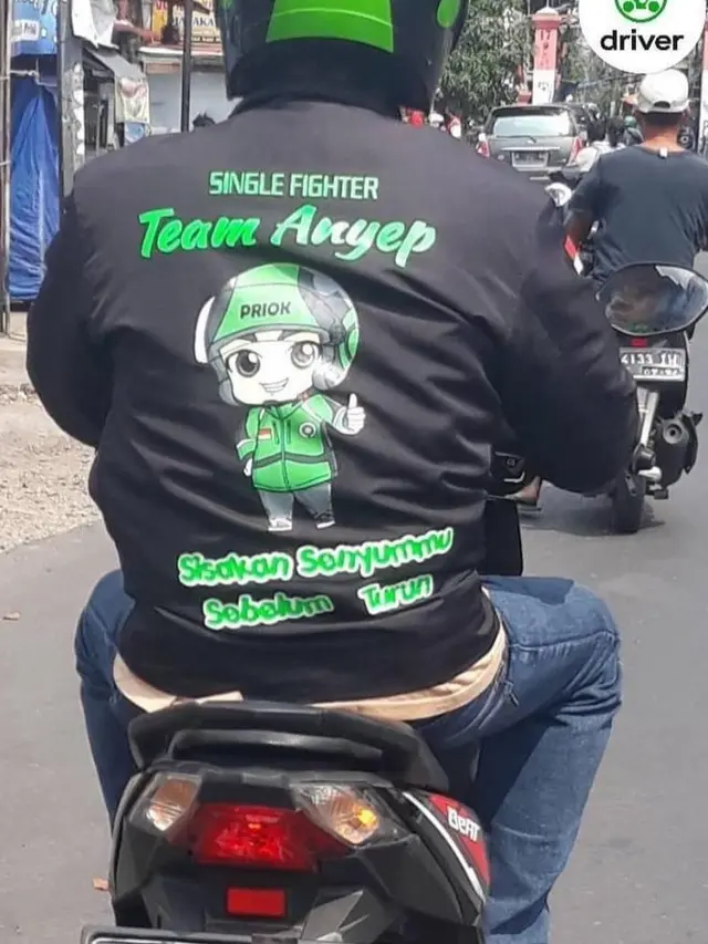 6 Quotes Unik dari Driver Ojek Online Ini Bikin Penumpang Senyum