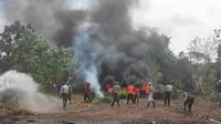 Simulasi penanganan kebakaran lahan di Kabupaten Siak oleh Satgas Karhutla Riau. (Liputan6.com/M Syukur)