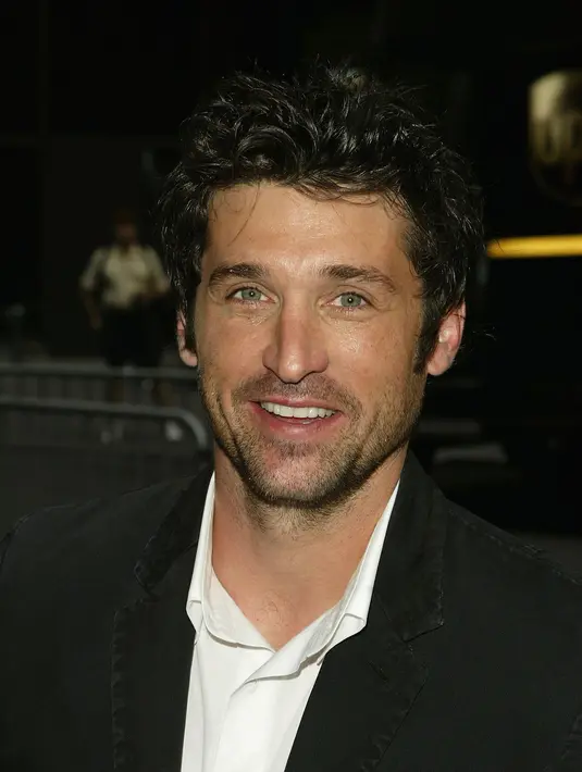 Tahun 2004. Aktor Patrick Dempsey menghadiri pesta ABC Network All-Star pada 18 Mei 2004 di New York City. Ia tampil dengan tatanan rambut klasik dan brewok tipisnya yang membuatnya semakin tampan. (AFP/Bintang.com)