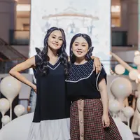 Melihat deretan outfit terbaru Array yang mengusung konsep Parraysian Dream bagi perempuan Asia (Array)