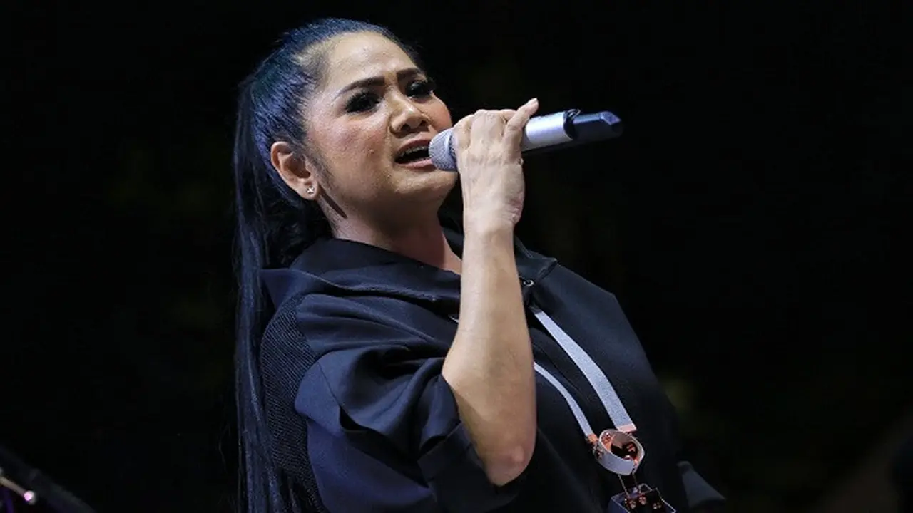Vina Panduwinata