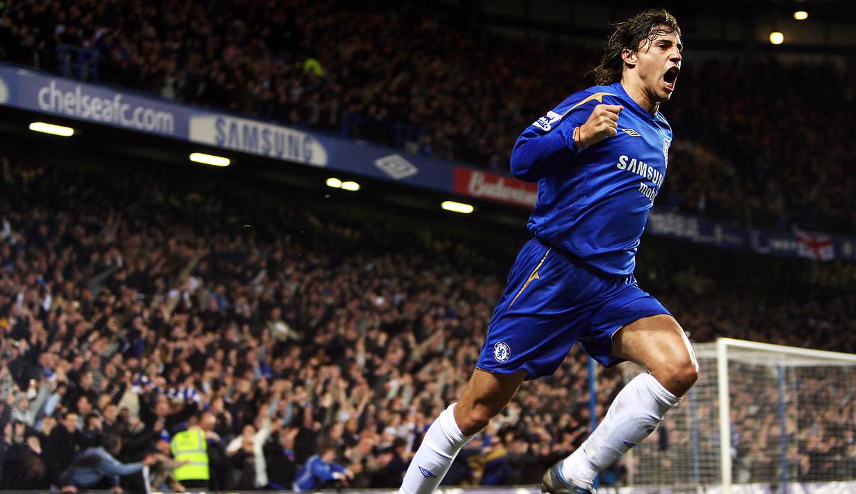 Hernan Crespo – Striker Argentina ini telah malang melintang di Serie A sebelum pindah ke Chelsea. Cedera diawal musim bersama The Blues membuatnya kesulitan mengembangkan permainan dan hingga akhirnya dipinjamkan ke AC Milan. (AFP/Adrian Dennis)