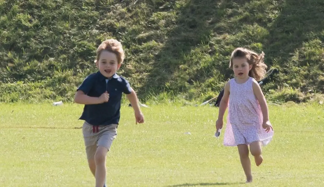 Dan tentu saja keduanya ingin Pangeran George dan Puteri Charlotte melakukan hal yang sama. (Getty Images - Cosmopolitan)